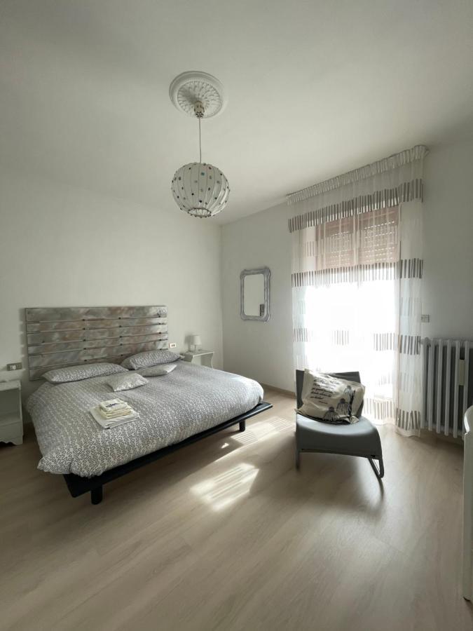 Ferienwohnung La Signora Dei Fiori Gubbio Exterior foto